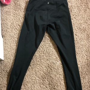 Black yoga pants leggings